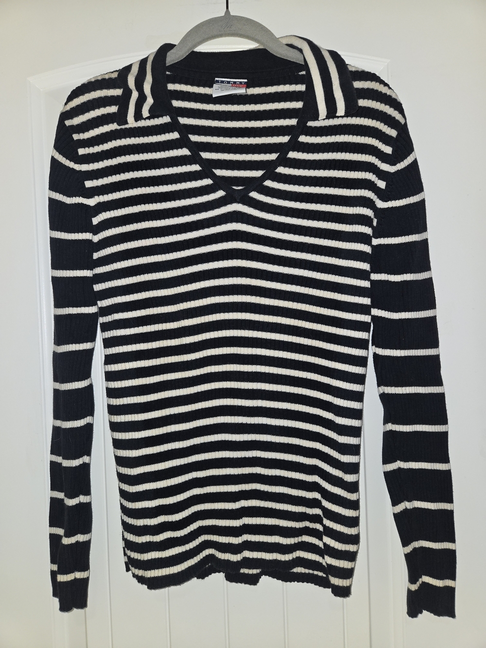 Tommy Hilfiger Black and Cream Striped Collared Lightweight Sweater